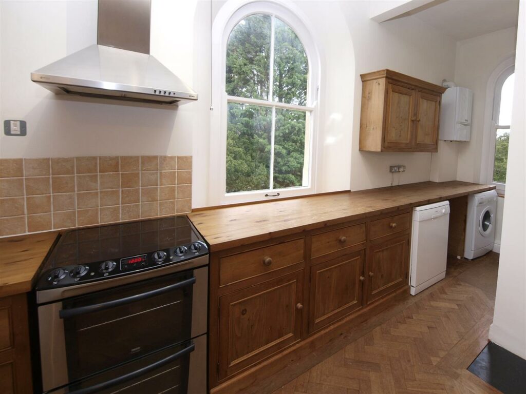 Ivywell Road — photo 5