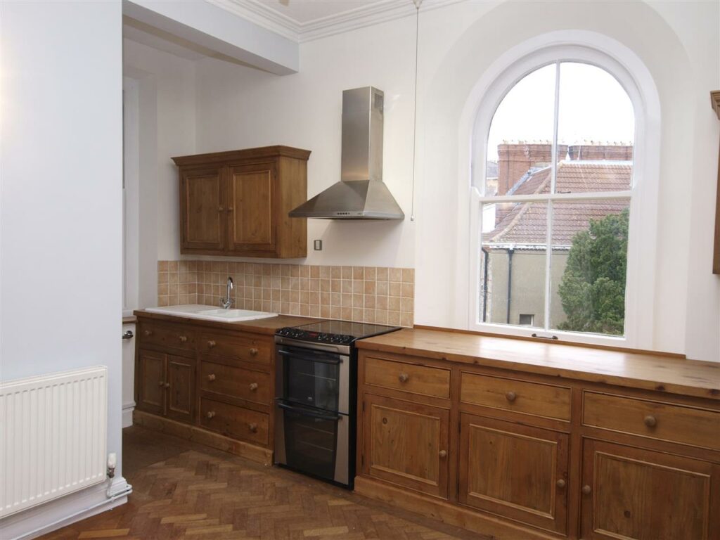Ivywell Road — photo 6