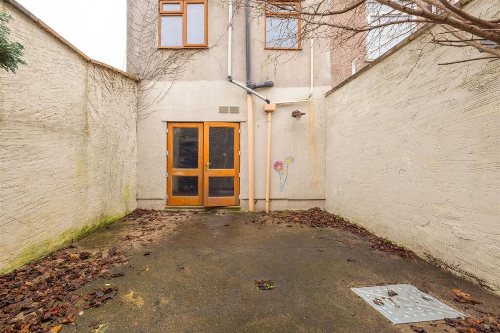 Woodborough Street — photo 13
